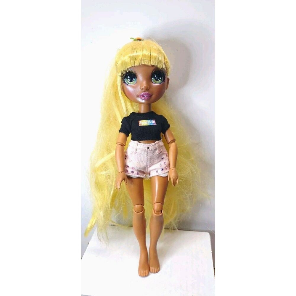 Rainbow High Sunny Madison Yellow Fashion Doll MGA 2021 Beach READ DESCRIPTION